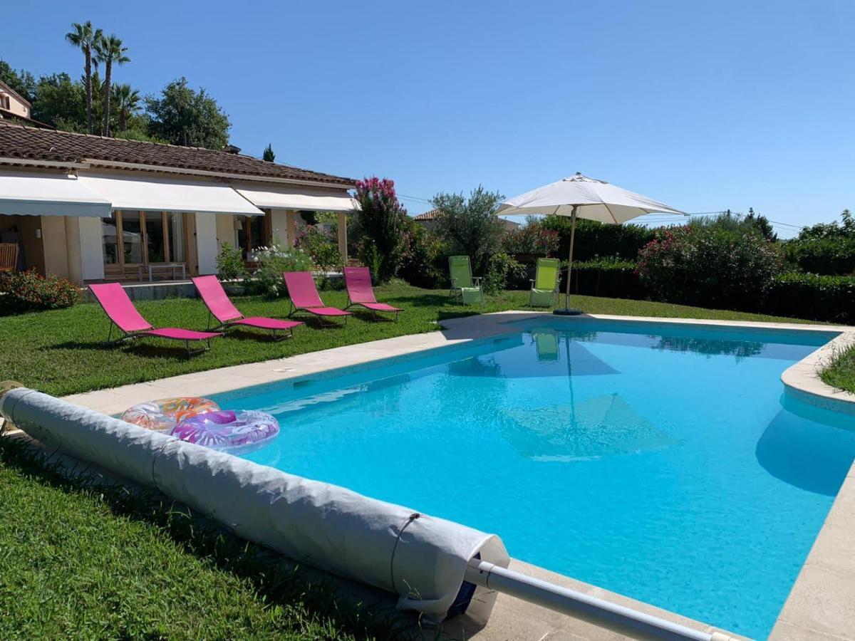 Bed & Breakfast Les Lillas Saint-Jeannet (Alpes-Maritimes) Exterior foto