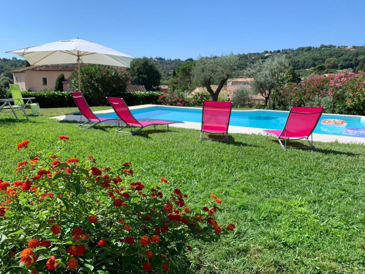 Bed & Breakfast Les Lillas Saint-Jeannet (Alpes-Maritimes) Exterior foto